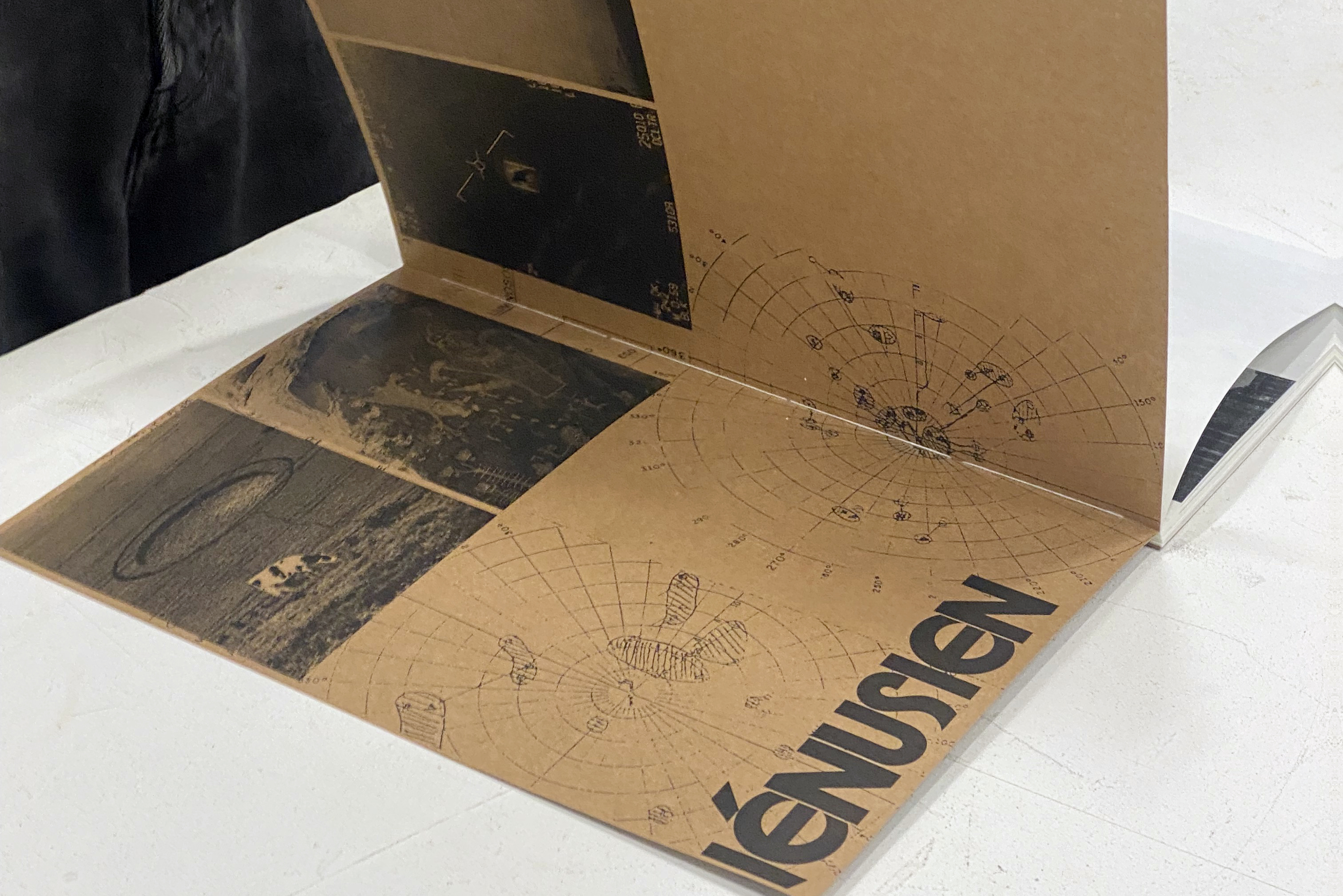 Victor Bartel Le Goblet venusien 01.jpg