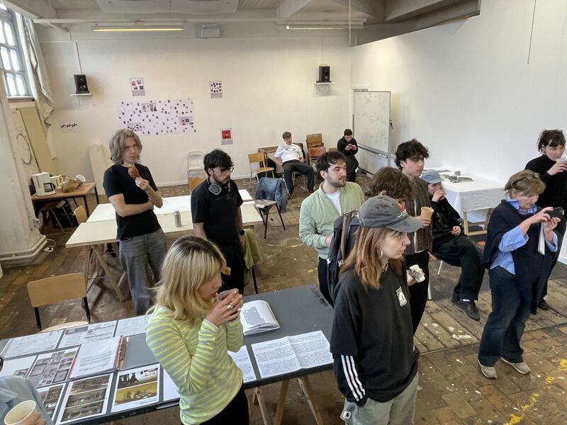 Fichier:Graphisme B2-3.jpg